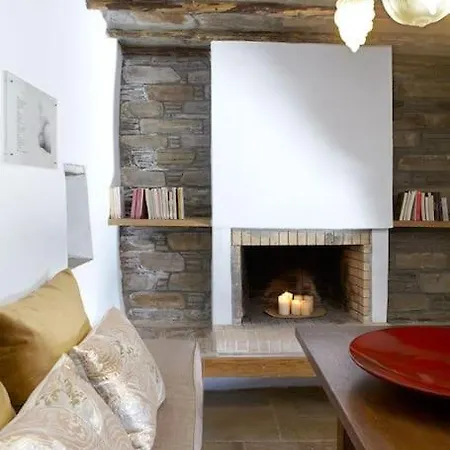 Elea, Traditional House With Pool In Tinos