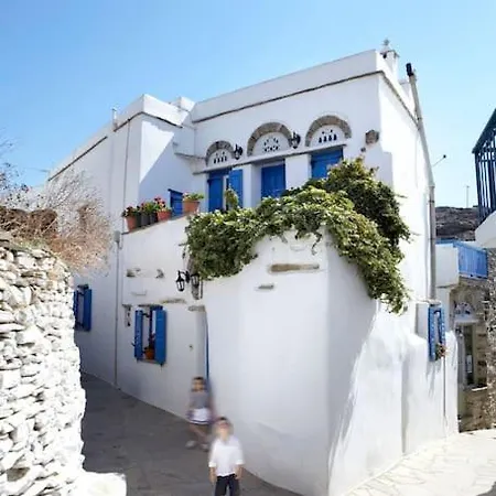 Elea, Traditional House With Pool In Tinos *