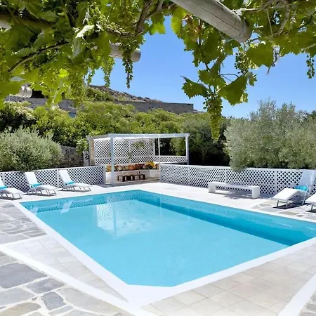 别墅 Elea, Traditional House With Pool In Tinos Monastiria