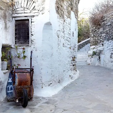 Elea, Traditional House With Pool In Tinos Monastiria